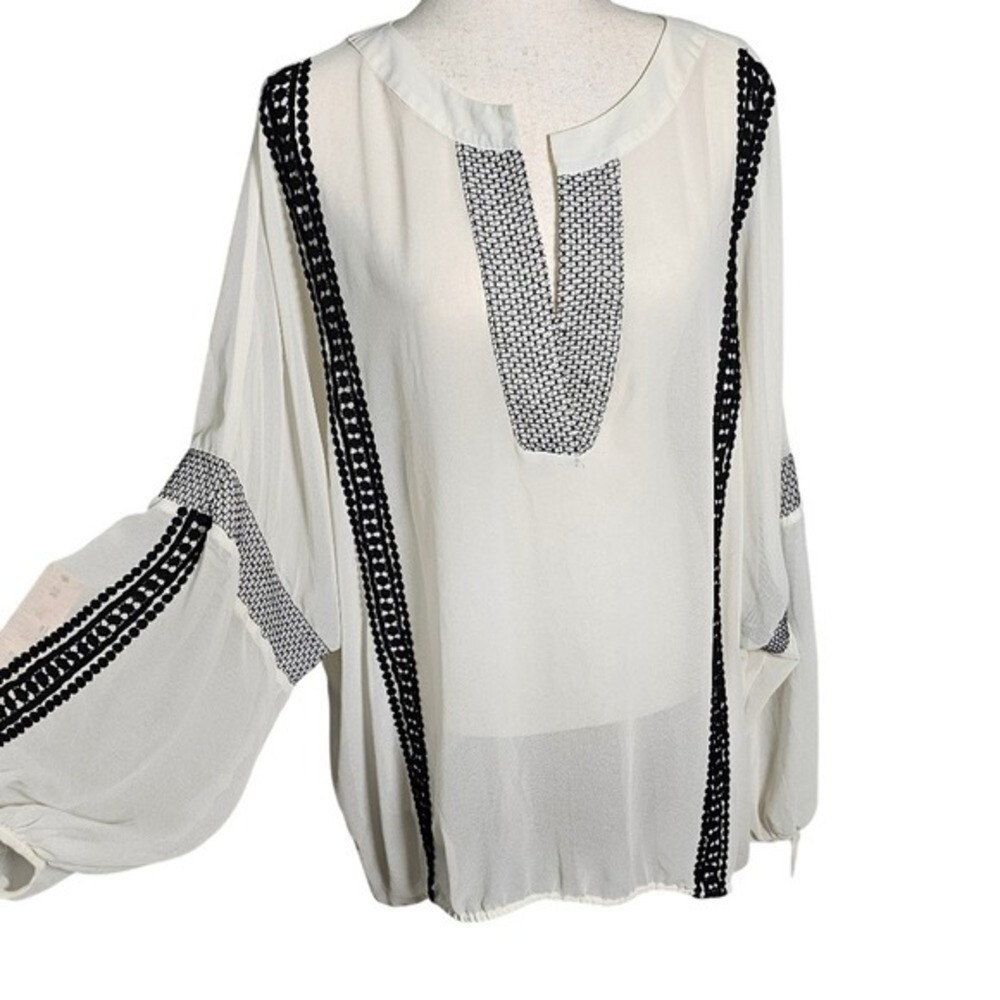 Lane Bryant Black and White Embroidered Sheer Bohemian Blouse Plus Size 26/28